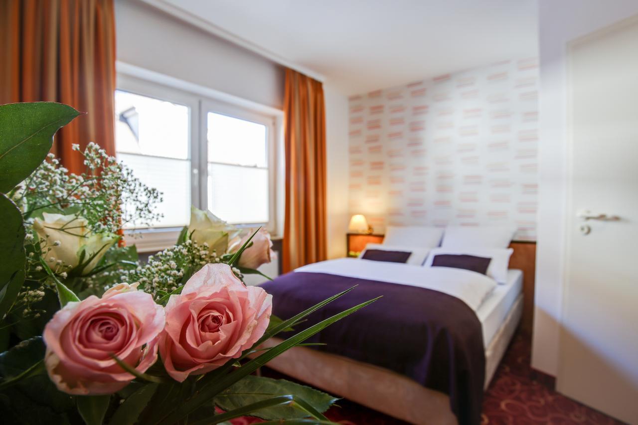 Rhein Neckar Hotel Mannheim Exterior photo